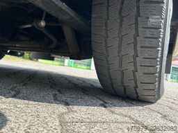 RENAULT Master / Rettungswagen Trage / Liege