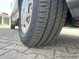 FORD Transit / RTW / Trage Liege