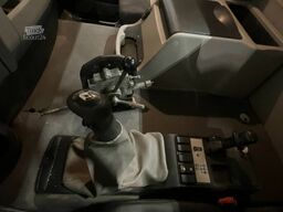 Renault Premium Lander 410 8X4