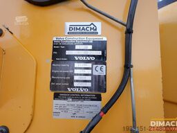 Volvo L120F 4x4 - smeersysteem - camera - airco - NL ...