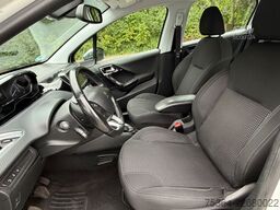 PEUGEOT 208 1.6 Active BlueHDi 100 STOP & START