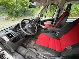 FIAT Ducato 2.3 Multijet Maxi 5 Sitze Rollstullift