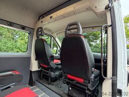 FIAT Ducato 2.3 Multijet Maxi 5 Sitze Rollstullift
