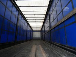 Schmitz 3 AXLE CURTAINSIDE TRAILER