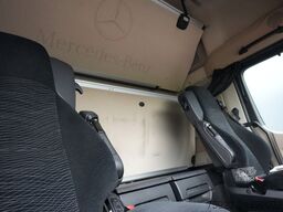 Mercedes-Benz Actros 1945 GigaSpace tractor unit