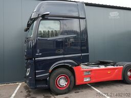 Mercedes-Benz Actros 1945 GigaSpace tractor unit