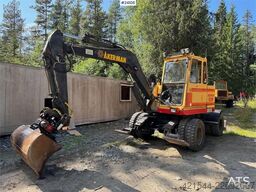 Åkerman H3M Wheeled Excavator – Tiltrotator and Bucket
