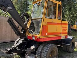 Åkerman H3M Wheeled Excavator – Tiltrotator and Bucket