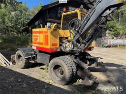 Åkerman H3M Wheeled Excavator – Tiltrotator and Bucket
