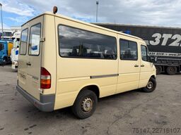 MERCEDES-BENZ 312 D Sprinter 8 Sitzer ex-Katastrophenschutz