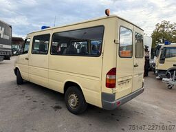 MERCEDES-BENZ 312 D Sprinter 8 Sitzer ex-Katastrophenschutz