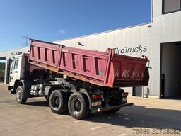 Volvo FL 12 - 380 (6X6 / POMPE MANUELLE / GRANDES EJE...