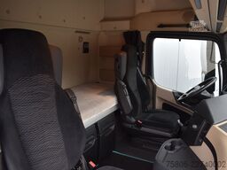 MERCEDES-BENZ Actros 1843 LS E6 ADR Retarder TOP