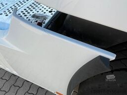 MERCEDES-BENZ Actros 5 L BigSpace 1851 4x2BL Retarder Kli. ACC