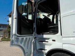 MERCEDES-BENZ Actros 5 L BigSpace 1851 4x2BL Retarder Kli. ACC