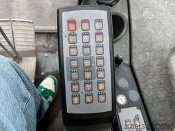 LIEBHERR LH40C Litronic Industry Long reach 43 Ton