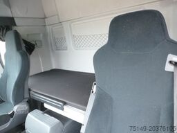 MAN 26.400 TGX LL 6x2, BDF, Liege, AHK, Klima, LBW