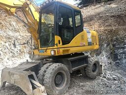 Komatsu PW160-7E0
