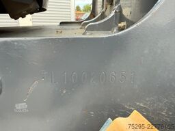 Terex TL 100 Palettengabel 8.642 h