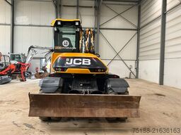 JCB HD 110 WT Hydradig Rototilt