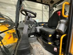 JCB HD 110 WT Hydradig Rototilt