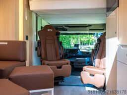 Scania S500  New Scania S500 STX! 6 horses plus living...