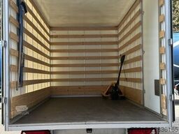 Mercedes-Benz Sprinter 317