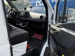 Mercedes-Benz Sprinter 317