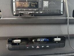 Mercedes-Benz Sprinter 317
