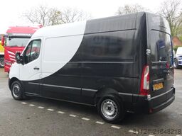Renault Master | L2H2 | 348578Km | 2017 | 3rd Seat | A/...