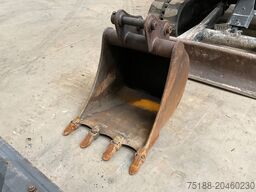 Hitachi ZX 48 U-5A CLR