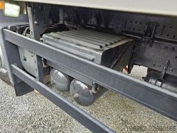 VOLVO FM330 6x2 FRIGOBLOCK Multizone Lenk u. L