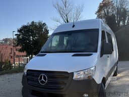 Mercedes-Benz Sprinter 319 6 posti long