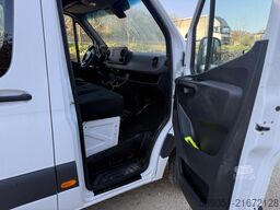 Mercedes-Benz Sprinter 319 6 posti long