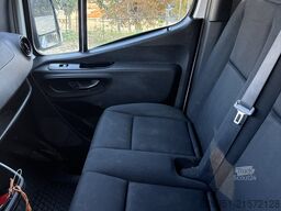 Mercedes-Benz Sprinter 319 6 posti long