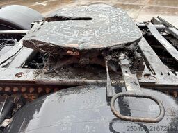 Volvo FH 460 6x4 CNG / HYDRAULICS / RETARDER / TANDEM...