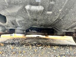 Toyota Hiace 4WD with 2 sets of tires