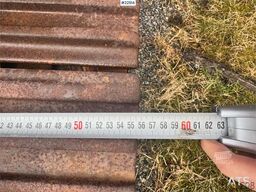 Schaeff HR26 crawler excavator with 2 buckets.