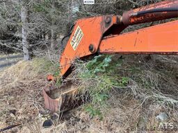 Schaeff HR26 crawler excavator with 2 buckets.