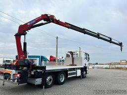 RENAULT 26.440 C 6X2 EURO 6 + GRUA HMF