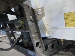 SCHMITZ CARGOBULL SKI 24 SL 7.2, Stahl, 26m³, Rollplane, Luft-Lift