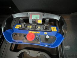 Mercedes-Benz Arocs 3348 AK 6x6 Krankipper mit Fassi F195A2.24