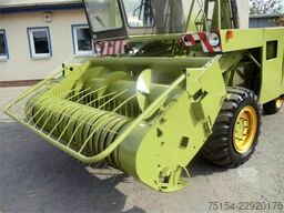 Fortschritt E 281+Maisschneidwerk