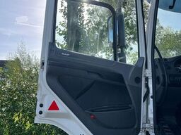 DAF CF 370 FA LUCHTVERING BEIDE ASSEN