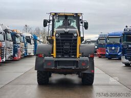 KOMATSU WA 200 * WENIG BELASTET * TOP * NEUE REIFEN