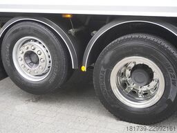 Volvo FH 500 6×2 / 19 EPAL reefer KRONE / ADR