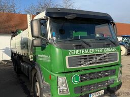 Volvo FM400 LKW mit Kran