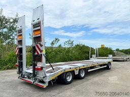 Möslein T 3-9,20 F 3 Achs Tieflader mit gerader Ladefläche 9 m, Neufahrzeug