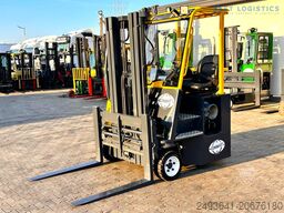 Combilift C3000CB / LPG / TRIPLEX - 4900MM / LPG