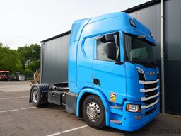 Scania R 450 tractor unit with Retarder